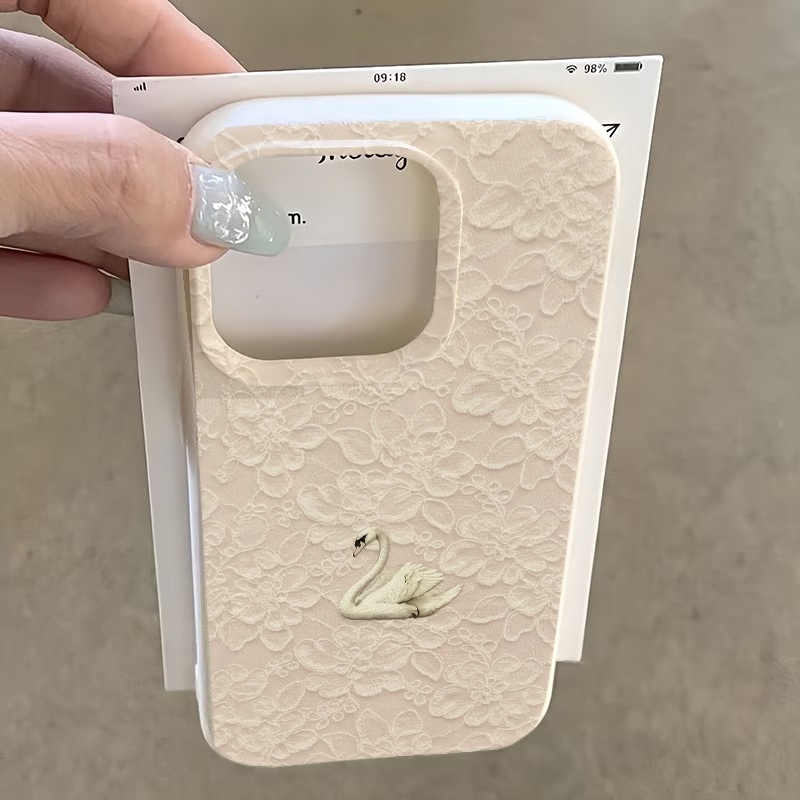 레이스 스완 패턴 리치 텍스처 폰 케이스 (아이폰 17 - Apple Iphone 16 리뷰 및 가격